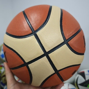 <span class=keywords><strong>Pallone</strong></span> da <span class=keywords><strong>Basket</strong></span> <span class=keywords><strong>Spalding</strong></span> Ufficiale, Misura Regolamentare, Vendita all'Ingrosso, Standard, Morbido al Tatto, Alta Qualità in Pelle PU, Personalizzabile - Product Image 4