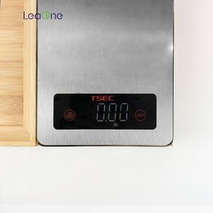 नए डिजाइन किए गए यूरोपीय संघ के वाटरप्रूफ खाना पकाने का सरल मंच इलेक्ट्रॉनिक डिजिटल खाद्य कार्य बांस रसोई पैमाने को काटना - Product Image 2