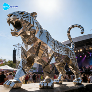 Op maat gemaakt modern gepolijst roestvrijstalen <span class=keywords><strong>Doberman</strong></span> sculptuurmodel met aangepaste kleuren en spiegelglans voor buitendecoratie - Product Image 4