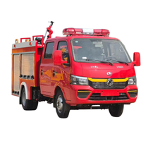 Camion de pompiers mini puissant de 1000L-3000L avec pompe haute pression à portée de jet de 50m pour le sauvetage rapide communautaire