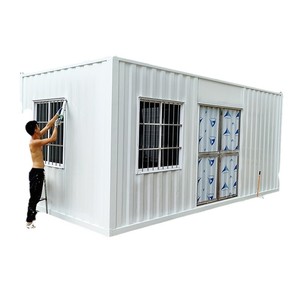 Conteneur WC portable en panneaux sandwich, installation facile pour usage extérieur - Product Image 1