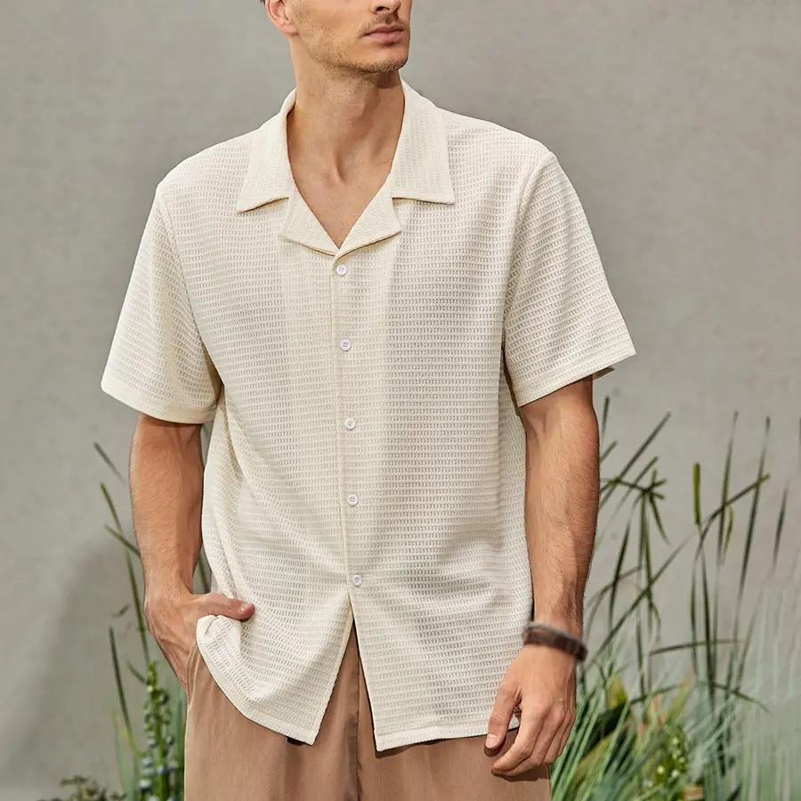 Camisa a cuadros de moda transpirable de verano para hombre, camisas casuales lisas de manga corta holgadas elásticas de poliéster Spandex personalizadas para hombre