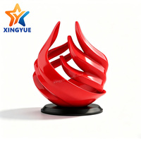 Grande sculpture de flamme en acier inoxydable peinte en rouge, art abstrait personnalisé pour l'extérieur, la place publique et le jardin