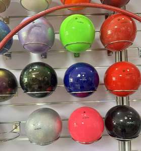 Ballons de gymnastique rythmique en caoutchouc YIJOY les plus vendus en 15 cm, 17 cm et 18,5 cm, adaptés à l'entraînement et aux compétitions. - Product Image 4