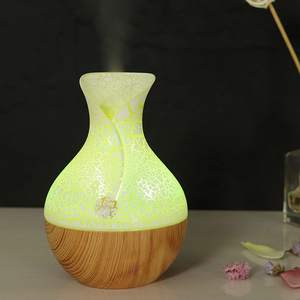 <span class=keywords><strong>Mini</strong></span> diffuseur de parfum <span class=keywords><strong>électrique</strong></span> USB 130ml humidificateur d'huiles essentielles d'aromathérapie en bois pour hôtel à la maison avec alimentation 5V - Product Image 1