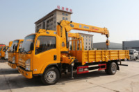 Grue hydraulique japonaise de taille moyenne montée sur camion avec flèche télescopique 6,3T ou 8T – Grue sur camion plateau
