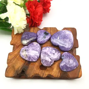 Wholesale Natural Purple Charoite Hearts High Quality Hand Made Mini Hearts Crystal Crafts For Gift