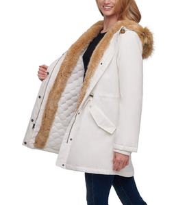 Manteau d'hiver pour femmes Quilting Parka Veste légèrement rembourré imperméable avec cuir de mouton et décoration de broderie pour femme - Product Image 4
