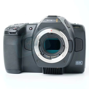 Caméra Cinéma de Poche Professionnelle HFT <span class=keywords><strong>Blackmagic</strong></span> Design 6K Pro CMOS Écran 4.0" >25MP Zoom 10x-20x Mémoire 128 Go Vente en Gros Japon - Product Image 2