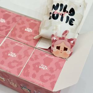 Cry Baby Wild Cutie - Llavero de Peluche en Caja Sorpresa, Set de Regalo para Jóvenes Unisex - Product Image 4