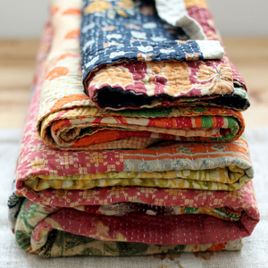 Edredones hechos a mano de algodón kantha - Product Image 1