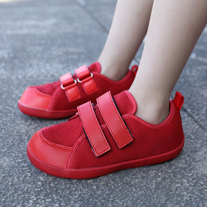 أحذية رياضية خفيفة الوزن للأطفال موديل 2025 مصنوعة حسب الطلب، مناسبة للجنسين، مضادة للانزلاق، قابلة للتنفس، مع إغلاق بخطاف وحلقة - Product Image 4