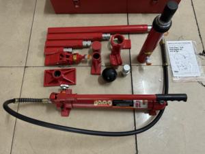 Ensemble d'outils de tensionnement de boulons hydrauliques manuels KHC, 10 tonnes, corps en métal rouge, vérins de réparation de châssis, garantie de 3 ans, hauteur maximale de 915 mm - Product Image 3