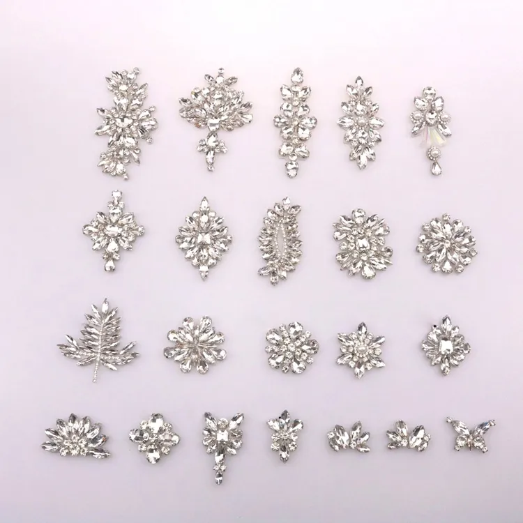 Wholesale New Handmade Rhinestone Flower design 3D sew on Applique Patches For Clothes Decoration