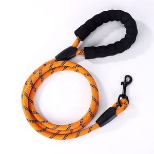 5M 50KG Correa retráctil automática para perros Nylon Caminar Correr Cuerda de plomo <span class=keywords><strong>Ruleta</strong></span> para perros medianos y grandes Suministros para mascotas al aire libre Hund - Product Image 3