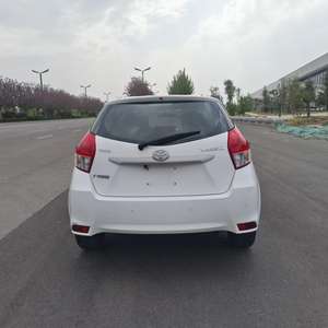 <span class=keywords><strong>Toyota</strong></span> <span class=keywords><strong>Yaris</strong></span> 1.5E CVT Charm Edition <span class=keywords><strong>2016</strong></span> <span class=keywords><strong>Blanco</strong></span>, Auto Usado Barato de China - Product Image 4