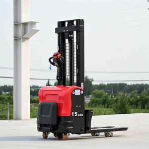 Chariot élévateur semi-électrique Solreign <span class=keywords><strong>CDD</strong></span> 1500 kg avec batterie lithium-ion et mât à 3 sections pour levage <span class=keywords><strong>de</strong></span> palettes économique et compact - Product Image 1