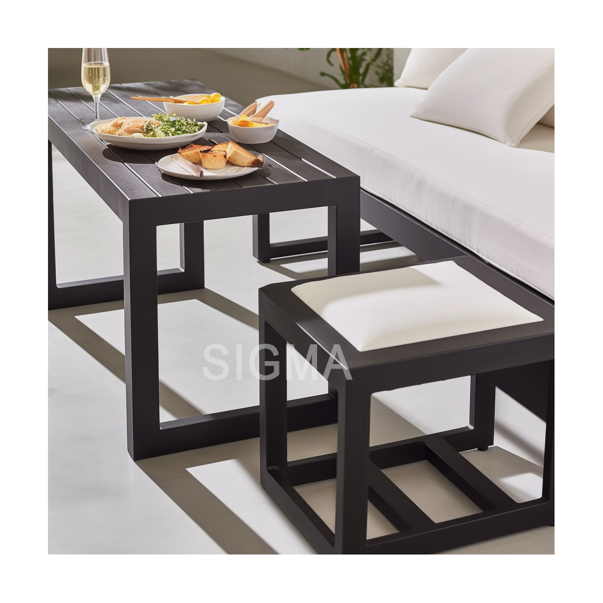Wholesale New Design Garden Furniture Set Outdoor Patio Solid Aluminum Soft Cushion Chair Dining Table 4 6 8 Seater