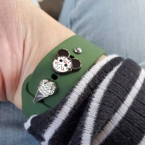 Charms con cinturino in smalto duro personalizzato per Apple Watch Band Cartoon <span class=keywords><strong>Mr</strong></span>.Mouse Sparkle Wristband bottoni Candy Charms cinturino - Product Image 2