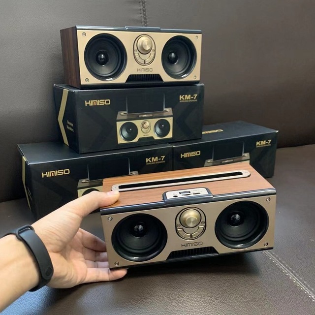 KM-7 Outdoor for Bluetooth Wireless Speaker Blue Tooth Auxiliary Radio with USB/TF Card Retro Wooden Speakers