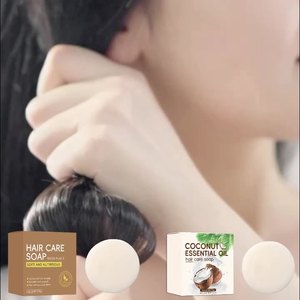 Savon Artisanal Bio Éclaircissant en Gros à Marque Blanche, aux Huiles Essentielles de Rose Orange, Beurre de Karité et Noix de Coco, Coloré - Product Image 4