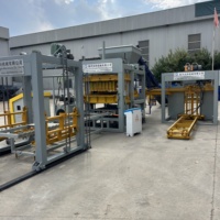 Machine à pavés hydraulique 4-15 pour la production de blocs en Tanzanie