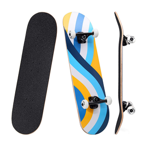 Ván Trượt 8 Lớp Lõm Tiêu Chuẩn Và Thủ Thuật, Ván Trượt Chuyên Nghiệp 31 Inch Cho Người Mới Bắt Đầu - Product Image 1