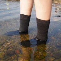 Chaussettes imperméables de sport épaisses pour hommes personnalisables en nylon et coton respirant à séchage rapide pour la randonnée et la marche