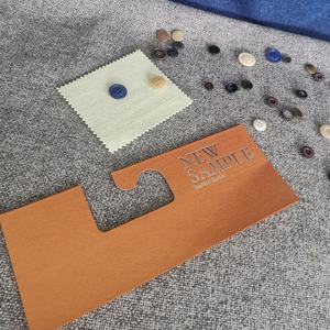 Logo personalizzato all'ingrosso campioni riciclati campione di tessuto cartone <span class=keywords><strong>Display</strong></span> Hanger Tag Header Cards - Product Image 3