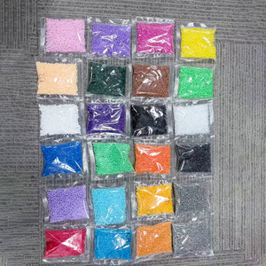 Juego de Cuentas de Resina para Manualidades con 24 Colores de Cuentas Termofusibles, Ideal para Proyectos de Arte Creativo y Decoración del Hogar - Product Image 4