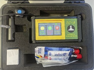 Testeur d'adhérence automatique à décollement progressif |   Appareil de mesure numérique de la résistance des liaisons de revêtement avec écran tactile, conforme aux normes ASTM D4541 et ISO 4624 - Product Image 3