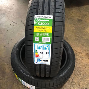 Neumático PCR Premium Touring 215/60R16, Equivalente a OE <span class=keywords><strong>de</strong></span> Lujo para Viajes Suaves y Silenciosos - Product Image 1