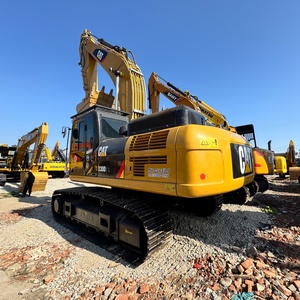 Excavatrice sur chenilles hydraulique Caterpillar 30 tonnes CAT330D2L d'occasion, presque neuve, fournie par l'usine, capacité de la benne de 1,54 m, 156 kW - Product Image 1