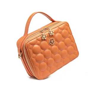 Hot selling bags women handbags ladies Black Quilted Soft Crackle Leather Spike Camera Bag for women