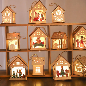 Decoración de cabinas de Navidad, adornos de exhibición de ventana, árbol de Navidad colgante, casa de nieve de madera con luz LED, artesanías, regalos - Product Image 5