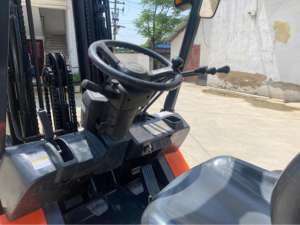 Original japonais bon état Toyota chariot élévateur FD30 chariot élévateur diesel chariots élévateurs d'occasion en bon état à vendre bonne qualité - Product Image 6