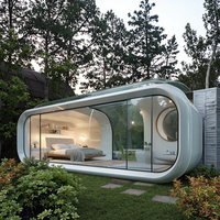 Maison à capsule spatiale mobile avec toit plat étoile à bulles pour l'extérieur Sun Room in Villas B & B Hotels Apartments Workshops