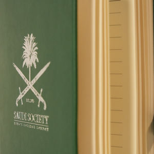 Cuadernos de Tapa Dura Cosidos a Mano con Lámina Plateada de Cuero PU de Alta Calidad, 120 Hojas, para Uso Promocional, Venta al Por Mayor de Fábrica - Product Image 4