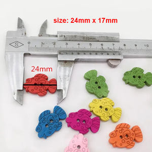 Kawaii 2 fori colorati piccolo animale a forma di farfalla tigre giraffa orso a forma di lumaca decorativo in legno simpatico cartone animato Baby bottoni - Product Image 5