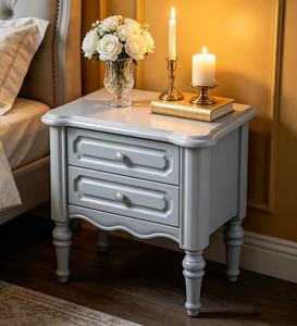Elegante Mesita de Noche de Madera Maciza Gris Envejecida, con 2 Cajones Empotrados y Patas Redondas con Perillas, para Dormitorio - Product Image 2
