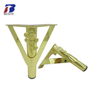 Pieds de meubles en fer chromé doré pour canapés et armoires - Design moderne, forme triangulaire, utilisation en cuisine et salon, qualité hôtelière