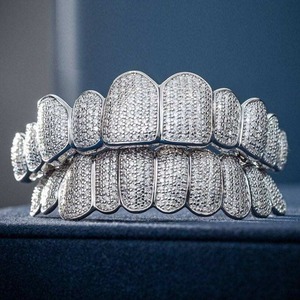 Grillz Hiphop en Diamant Moissanite les Plus Vendus – Bijoux de Mode Premium pour un Style Luxe Moderne et Idéal pour un Cadeau, Disponibles à Bon Prix - Product Image 2