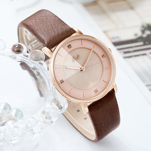 Montre pour femme de tempérament avancé et exquis montre à quartz de ceinture de luxe léger pour femme - Product Image 3