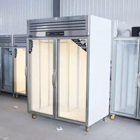 Vitrine réfrigérée verticale commerciale pour viande avec porte vitrée, conception à triple barre de suspension, unité de réfrigération