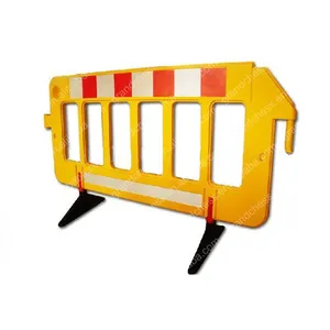 热卖交通人潮管制道路临时围栏板塑胶安全护栏路障