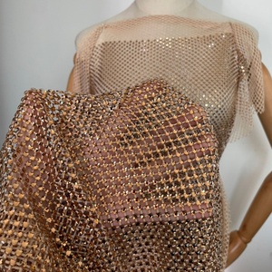 Chất Lượng Cao Diamante 4*4 Mm Vuông Pha Lê <span class=keywords><strong>Rhinestone</strong></span> Bao Phủ Vải Lưới - Product Image 6