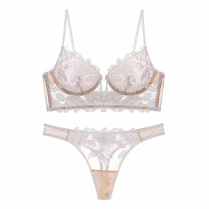 Completo Intimo Sexy Ricamato in Pizzo da Donna, Reggiseno <span class=keywords><strong>Minimizer</strong></span> Ultra Sottile <span class=keywords><strong>con</strong></span> <span class=keywords><strong>Ferretto</strong></span> e Perizoma, Reggiseno Push-up Scollato a V Profondo, Taglie Forti - Product Image 4