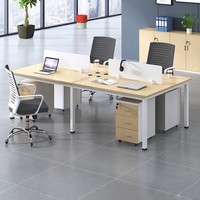 Ensemble de bureau et chaise en bois à panneau modulaire moderne avec dessus en métal pour 4-8 personnes employés en informatique