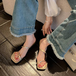 Sandales plates en cuir véritable pour femmes, style vacances d'été, tendance coréenne, antidérapantes - Product Image 4