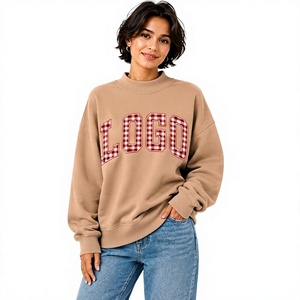 เสื้อสเวตเชิ้ตผ้าฟลีซคอเต่าทรงหลวมแบบดรอปโชว์เดอร์สำหรับผู้หญิง สวมใส่ได้ทุกฤดู สไตล์ลำลอง พิมพ์ลายโลโก้ด้านหน้า ออกแบบตามสั่ง (OEM) - Product Image 1